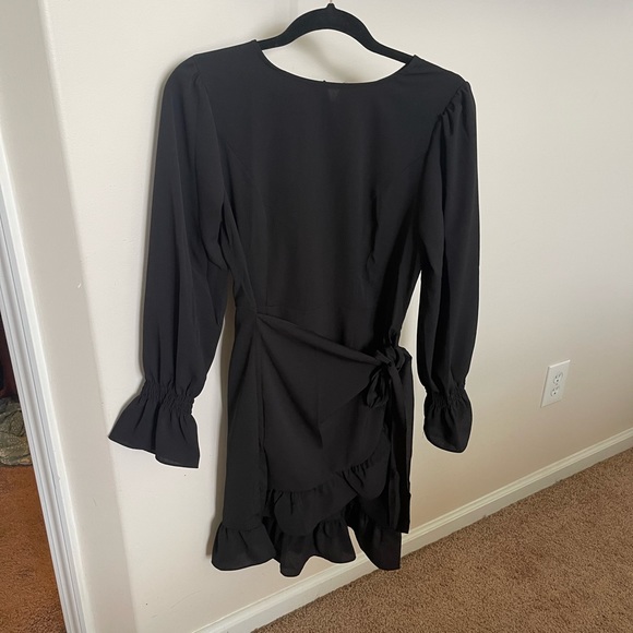 Black long sleeve Dress, good for fall weddings - Picture 3 of 3